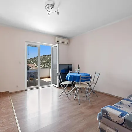 Apartamento 1 Bedroom Gorgeous In