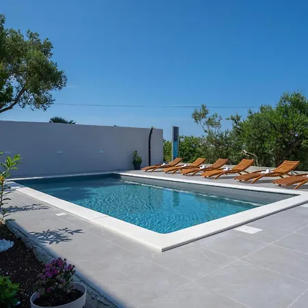 Διαμέρισμα 1 Bedroom Gorgeous In *