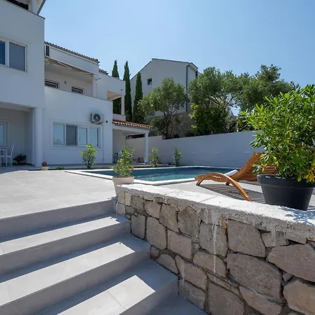 1 Bedroom Gorgeous In * Μούρτερ