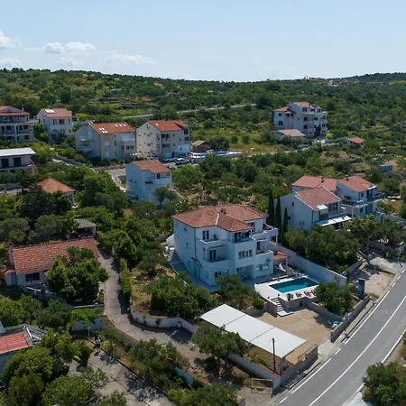 1 Bedroom Gorgeous In Διαμέρισμα Μούρτερ