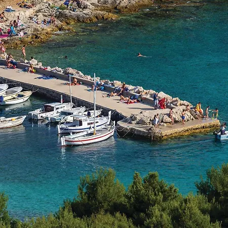 1 Bedroom Gorgeous In Διαμέρισμα Μούρτερ