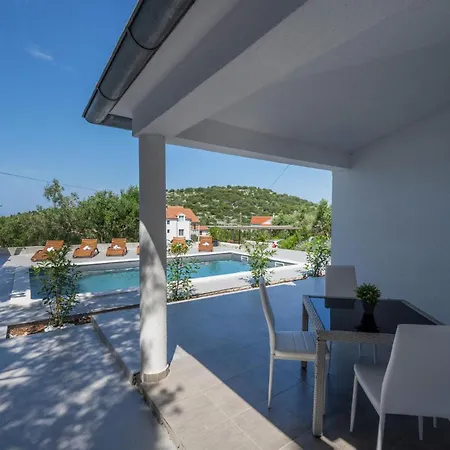 Stunning In With Kitchen Apartment Murter
