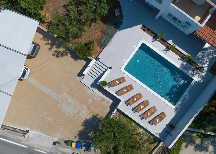 1 Bedroom Gorgeous In