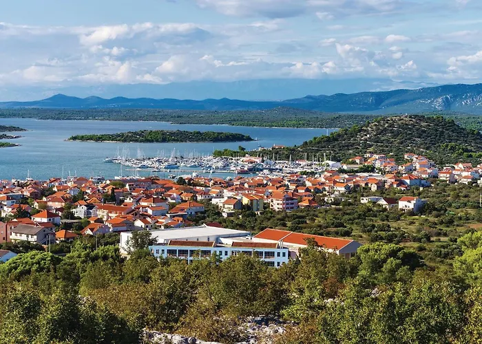 Apartamento 1 Bedroom Gorgeous In Murter