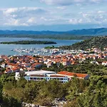 Apartman 1 Bedroom Gorgeous In Murter